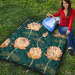 Vintage Lotus Pattern Print Quilt