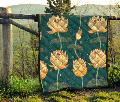 Vintage Lotus Pattern Print Quilt