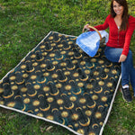 Vintage Moon And Sun Pattern Print Quilt
