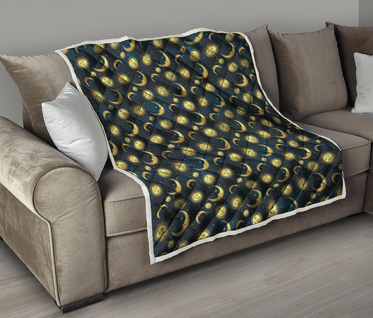 Vintage Moon And Sun Pattern Print Quilt