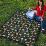 Vintage Moon And Sun Pattern Print Quilt
