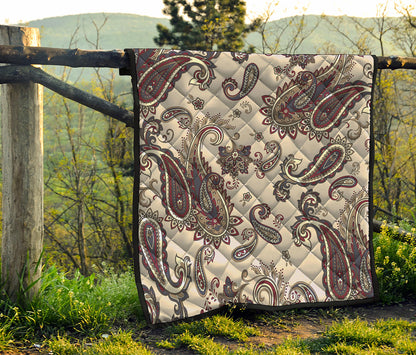 Vintage Paisley Pattern Print Quilt
