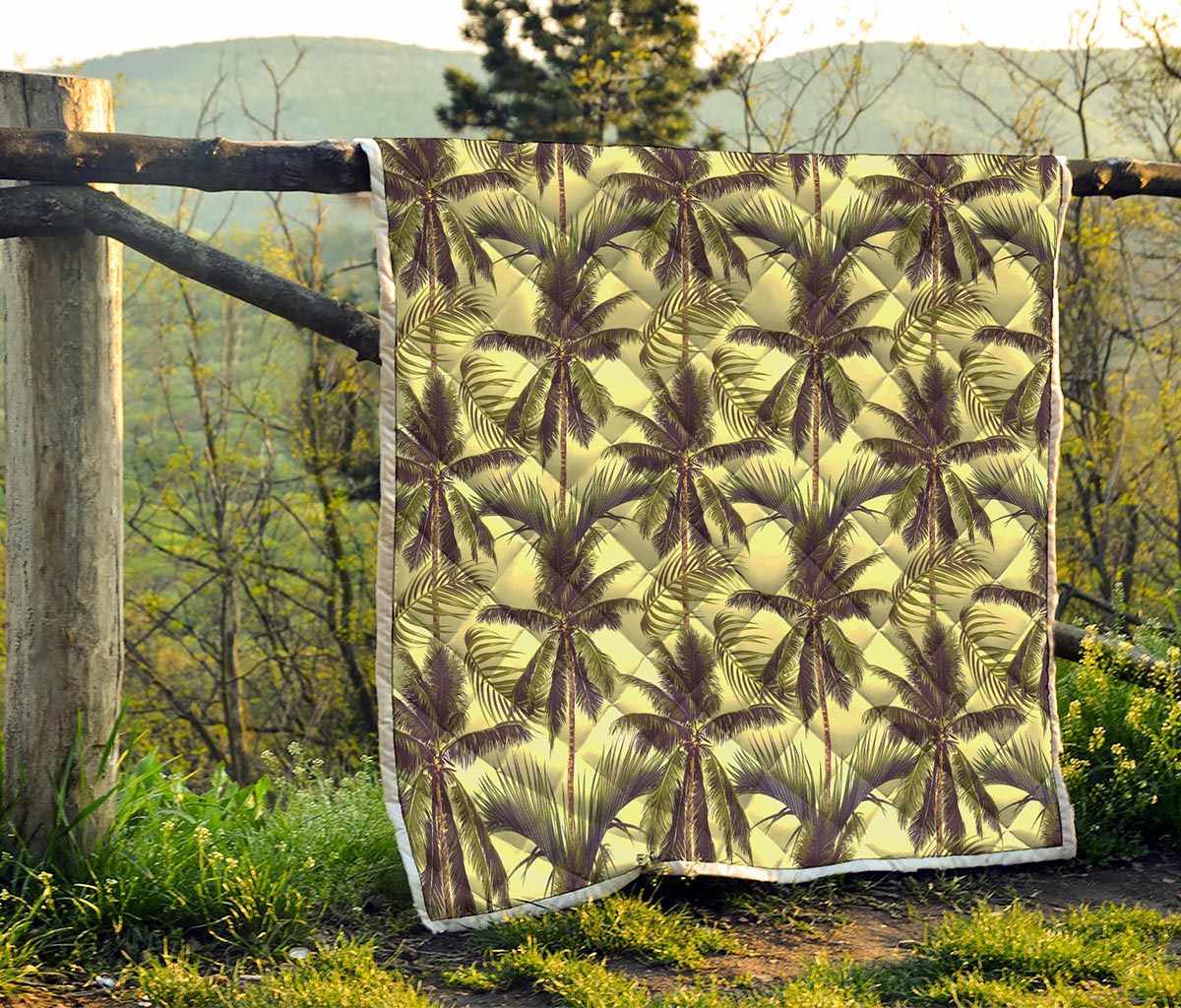 Vintage Palm Tree Pattern Print Quilt