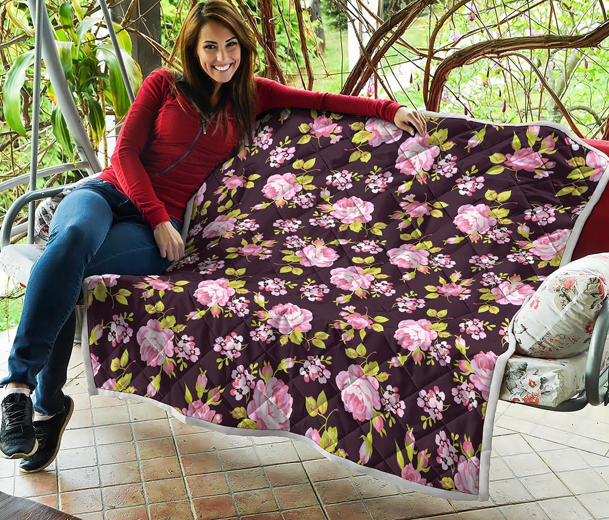 Vintage Pink Rose Floral Pattern Print Quilt