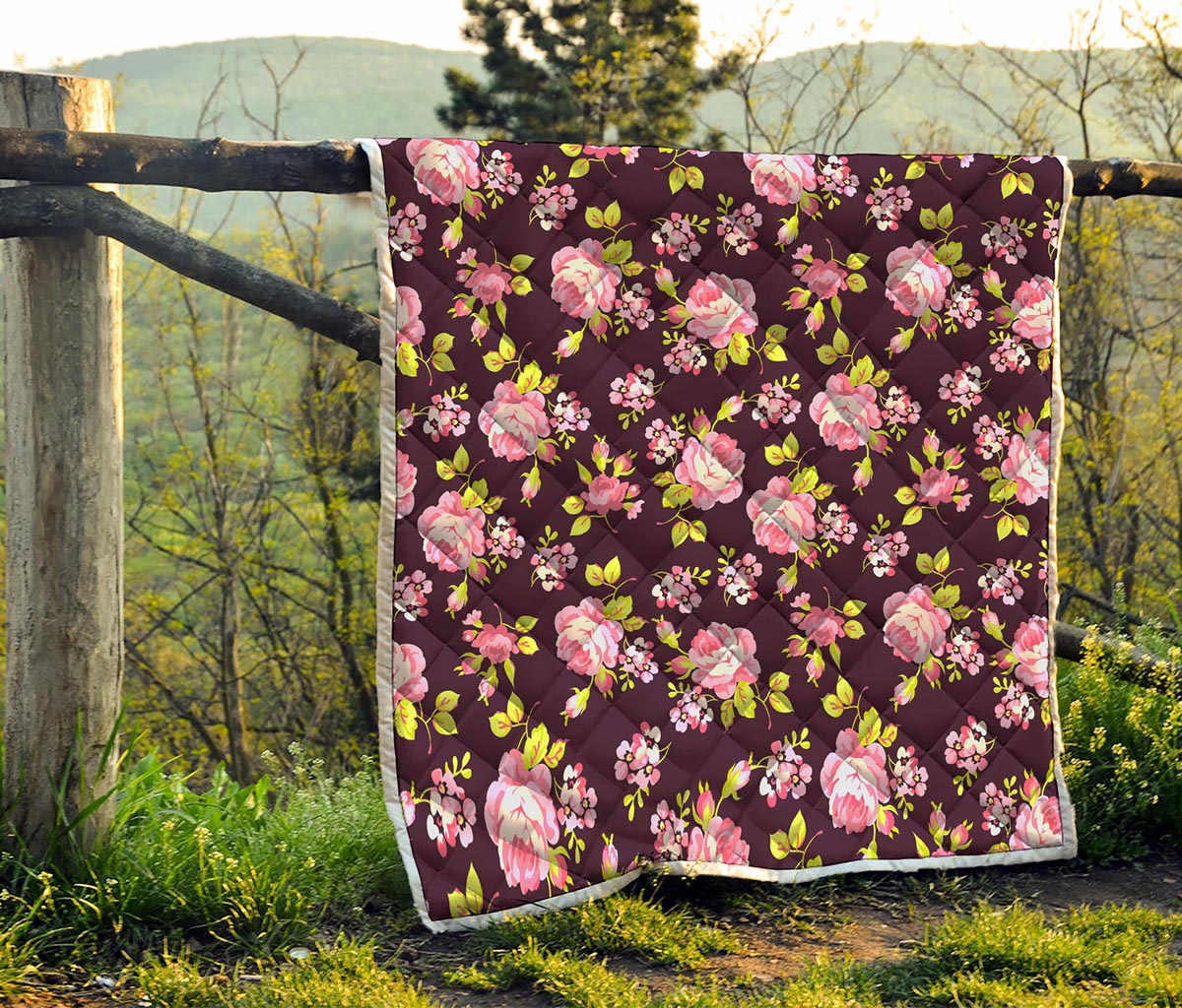 Vintage Pink Rose Floral Pattern Print Quilt