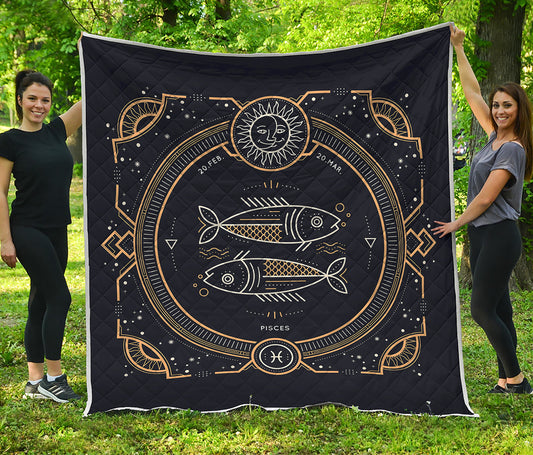 Vintage Pisces Zodiac Sign Print Quilt