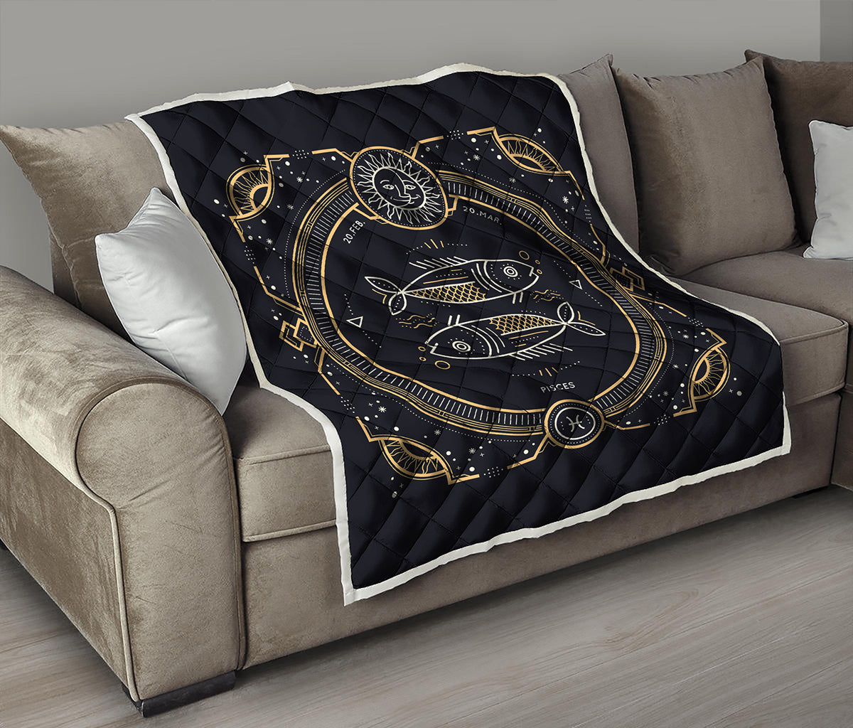 Vintage Pisces Zodiac Sign Print Quilt