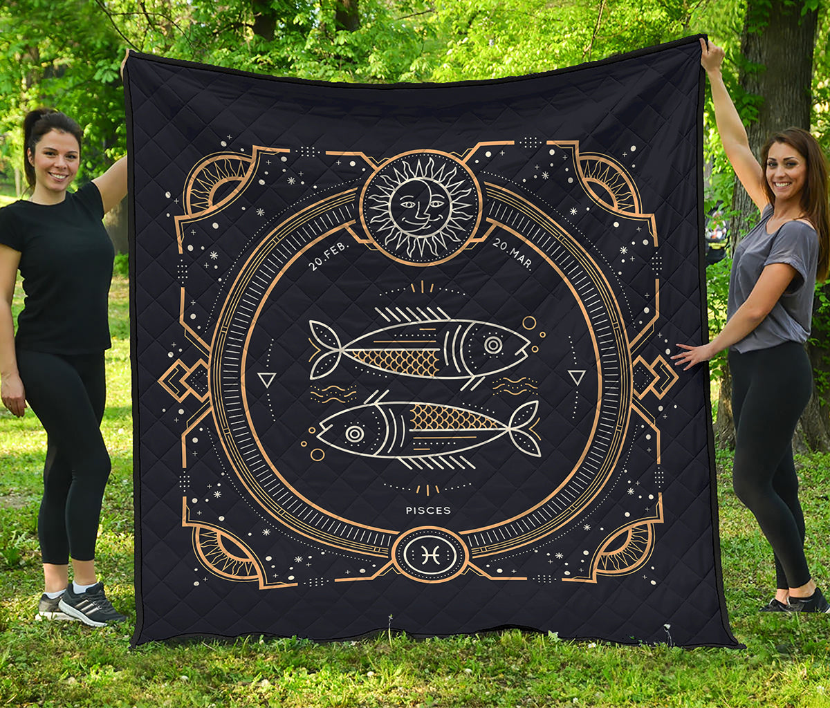 Vintage Pisces Zodiac Sign Print Quilt