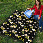 Vintage Plumeria Flower Pattern Print Quilt