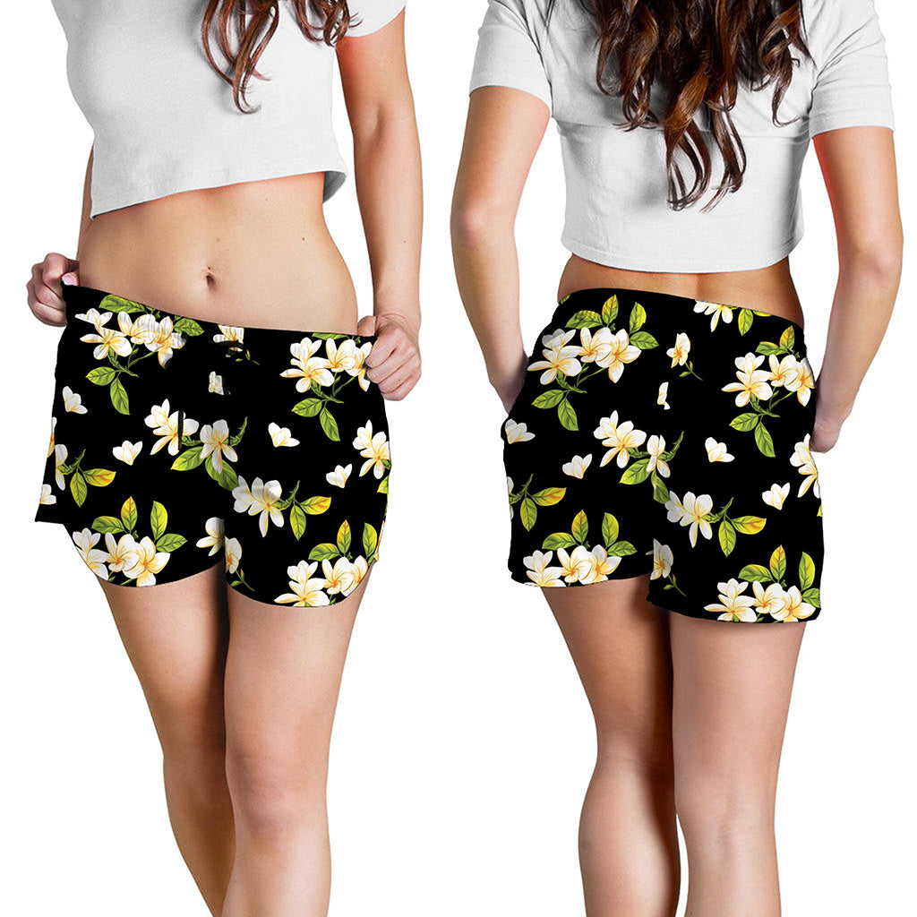 Vintage Plumeria Flower Pattern Print Women's Shorts