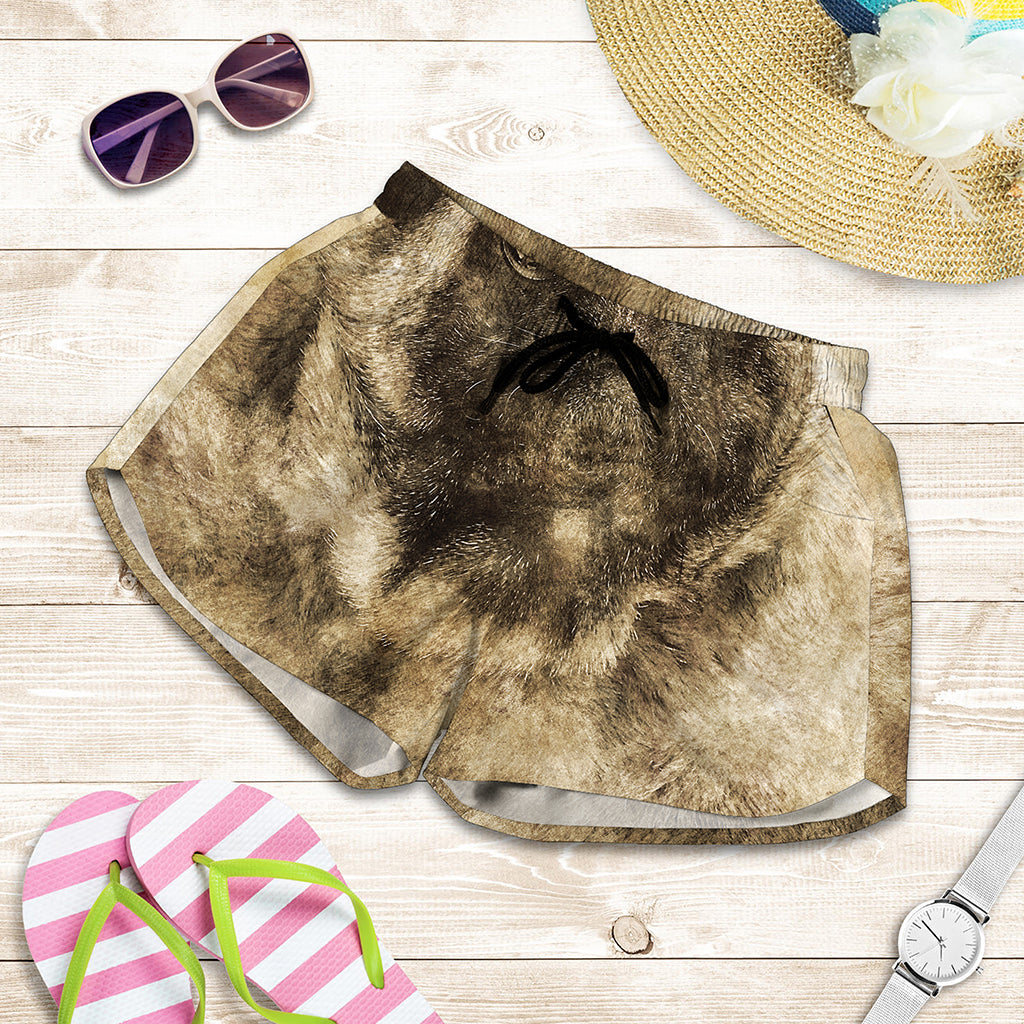 Vintage Pug Portrait Print Women's Shorts