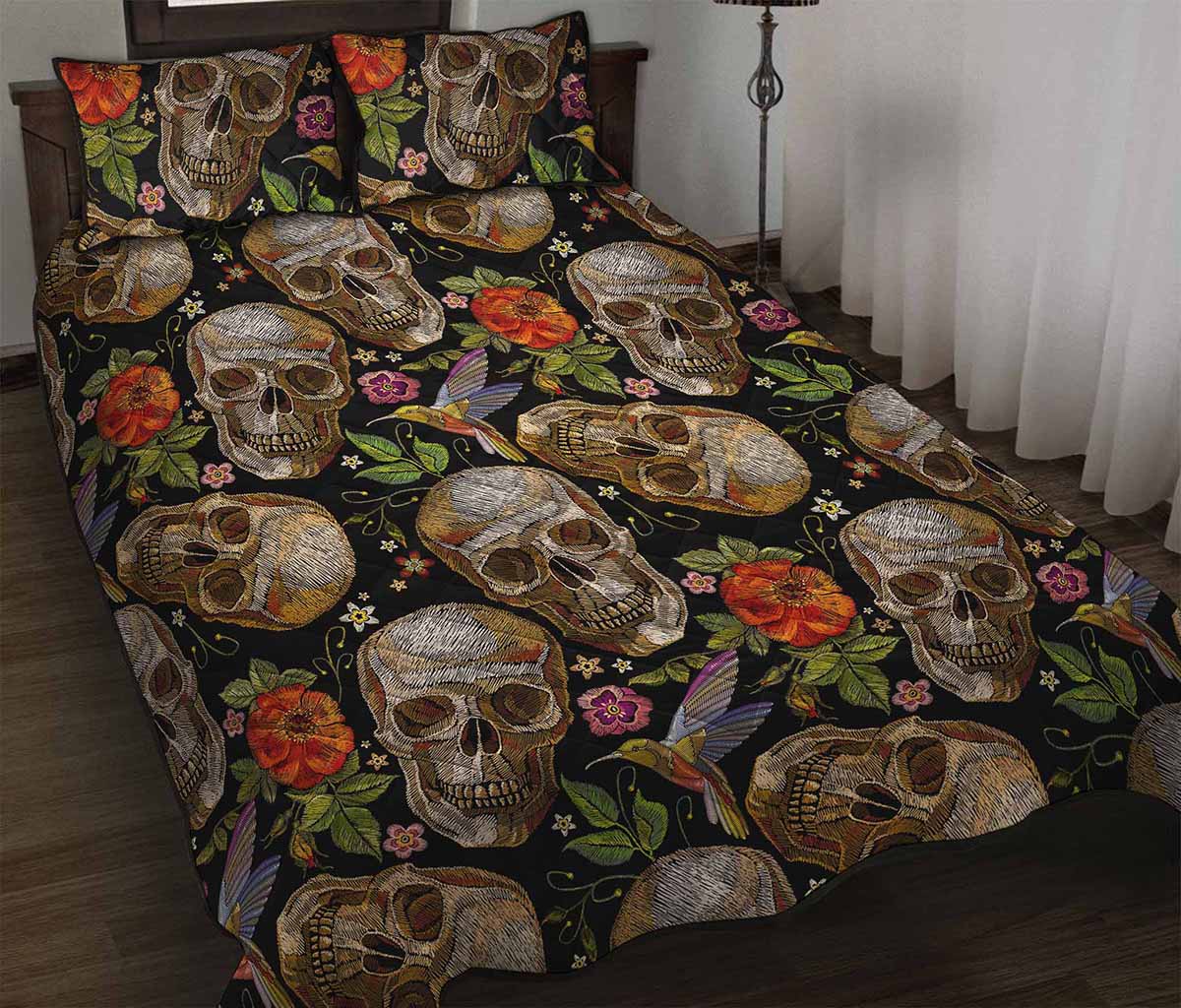 Vintage Skull Pattern Print Quilt Bed Set