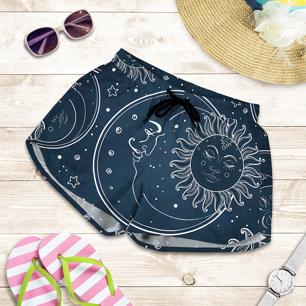 Vintage Sun And Moon Pattern Print Women's Shorts