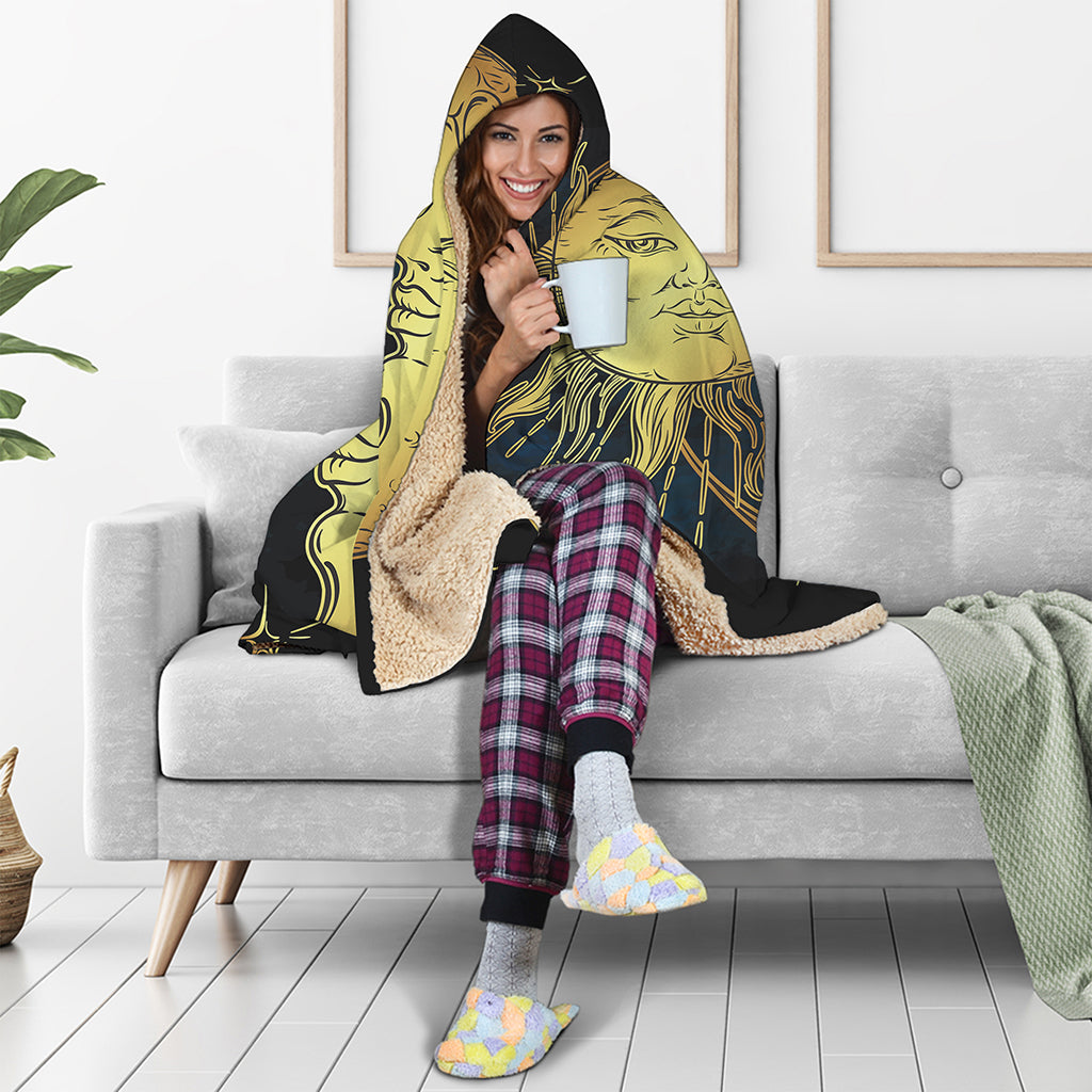 Vintage Sun And Moon Print Hooded Blanket