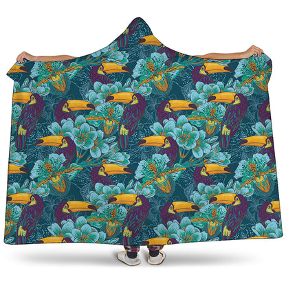 Vintage Toucan Pattern Print Hooded Blanket