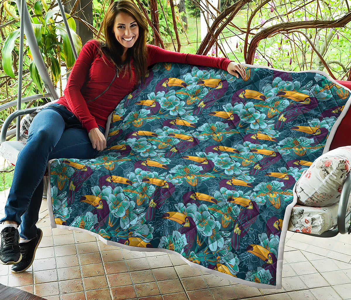 Vintage Toucan Pattern Print Quilt