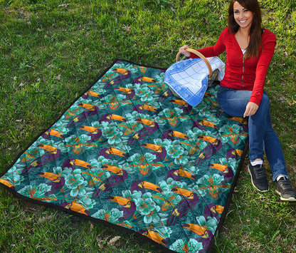 Vintage Toucan Pattern Print Quilt