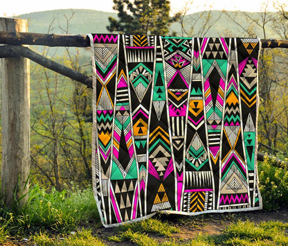 Vintage Tribal Aztec Pattern Print Quilt