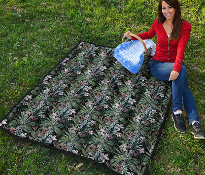Vintage Tropical Floral Print Quilt