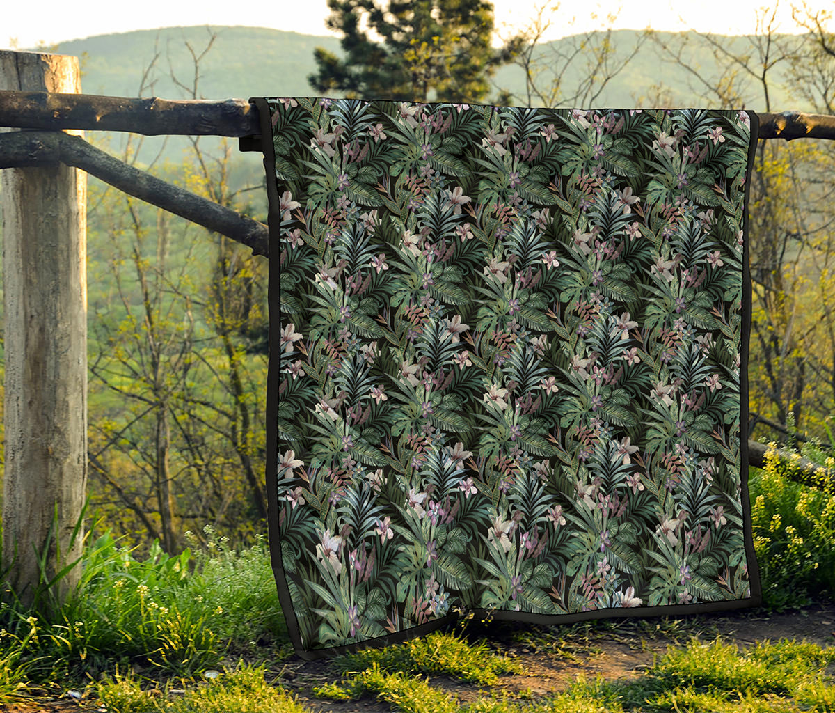 Vintage Tropical Floral Print Quilt