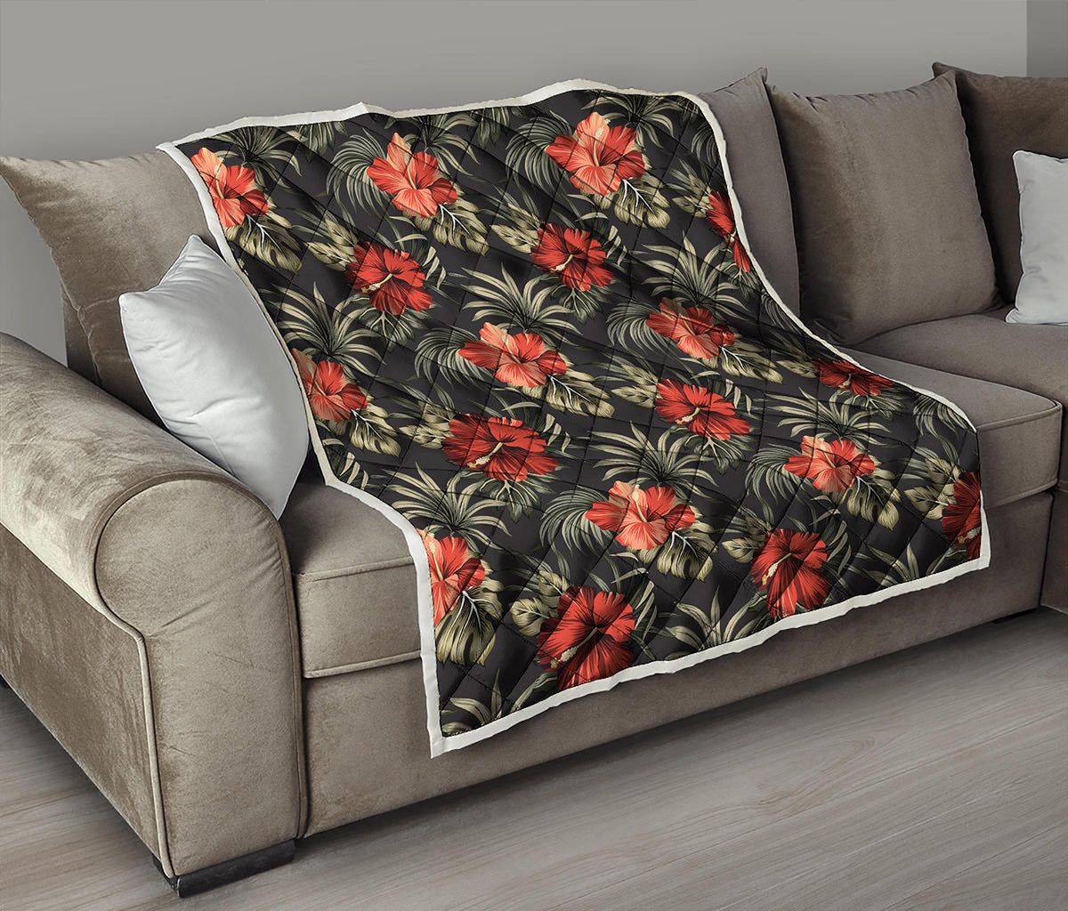 Vintage Tropical Hibiscus Floral Print Quilt