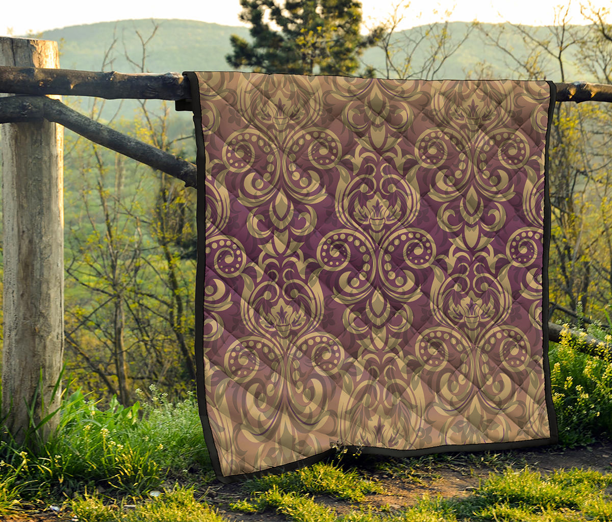 Vintage Western Damask Floral Print Quilt