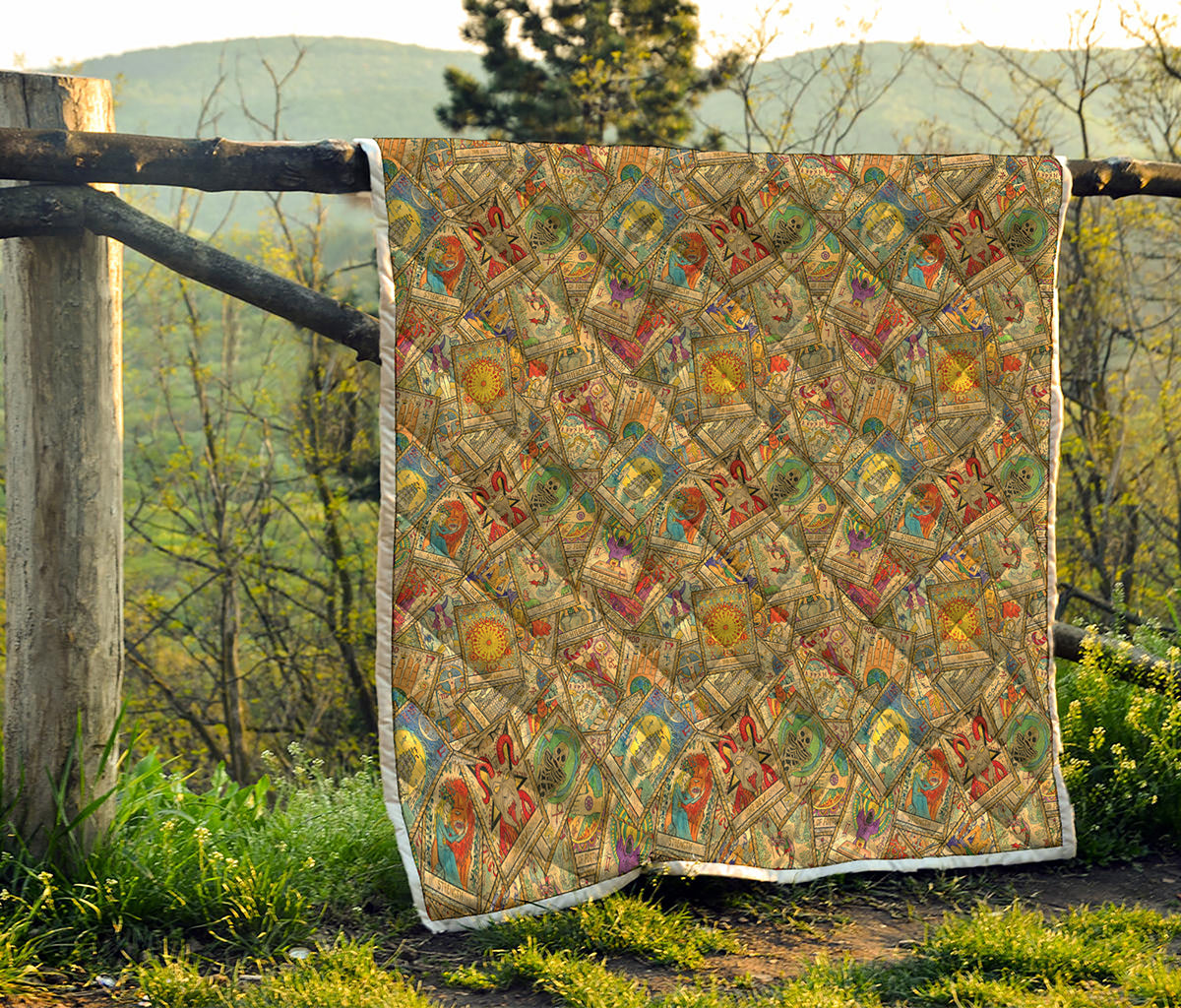 Vintage Wicca Tarot Card Print Quilt