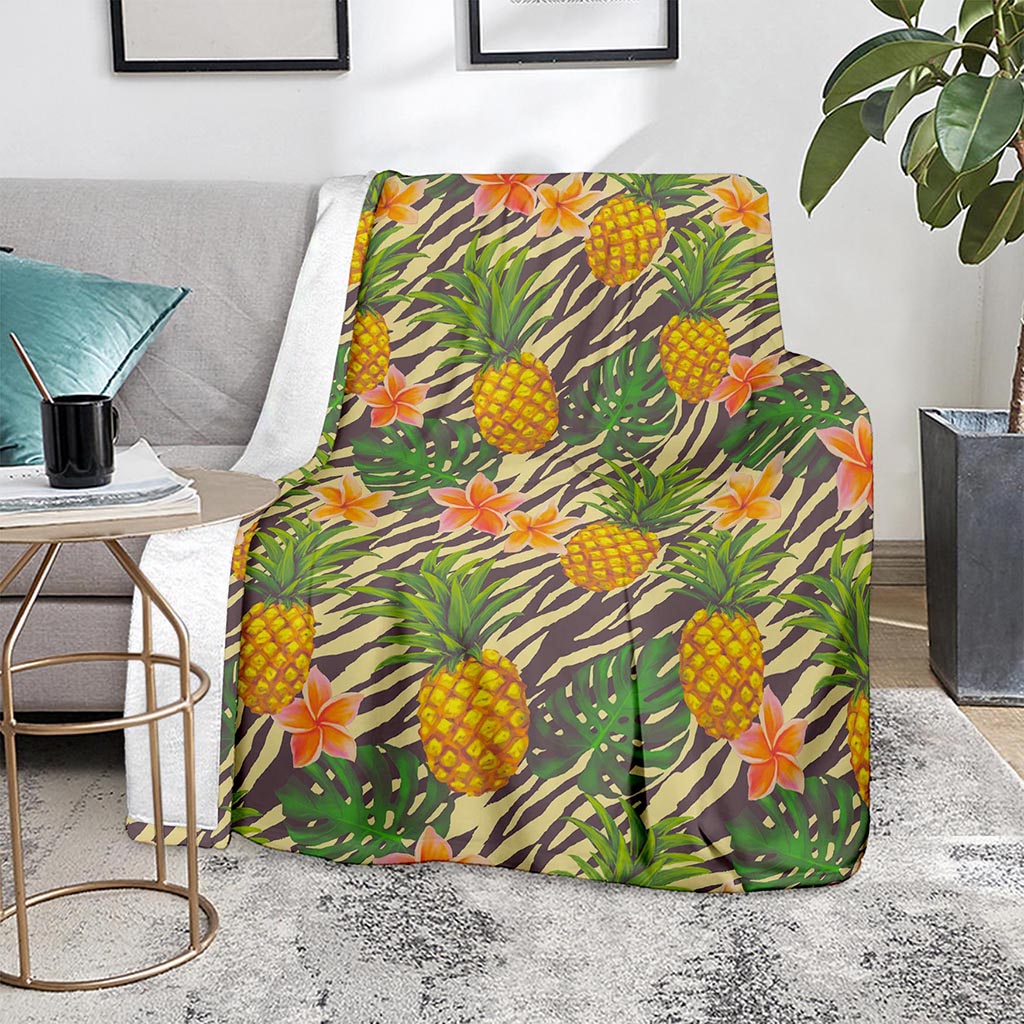 Vintage Zebra Pineapple Pattern Print Blanket