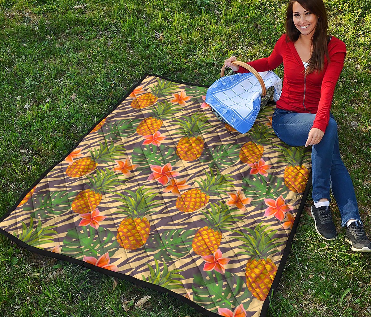 Vintage Zebra Pineapple Pattern Print Quilt
