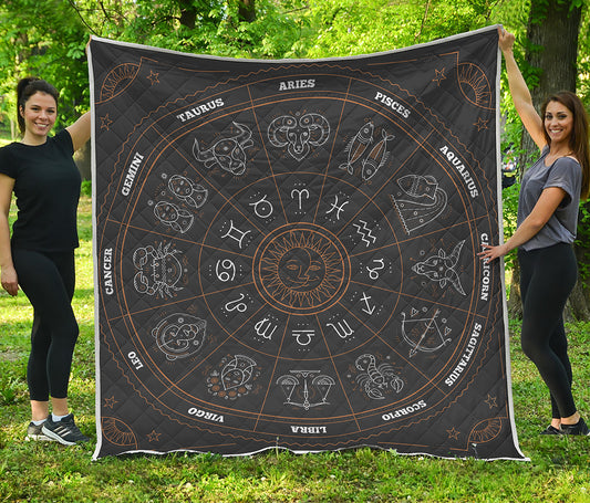 Vintage Zodiac Circle Print Quilt