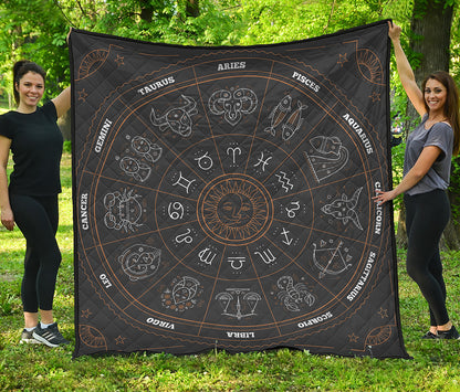 Vintage Zodiac Circle Print Quilt