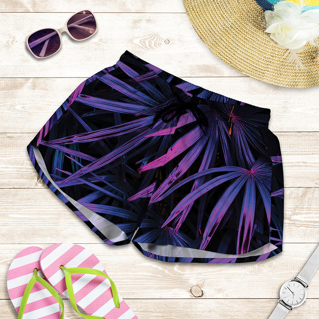Violet Tropical Leaves Print Women's Shorts