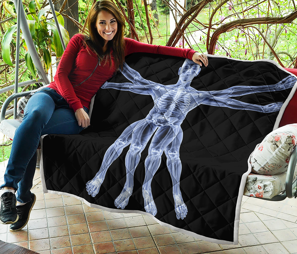 Vitruvian Man X-Ray Print Quilt