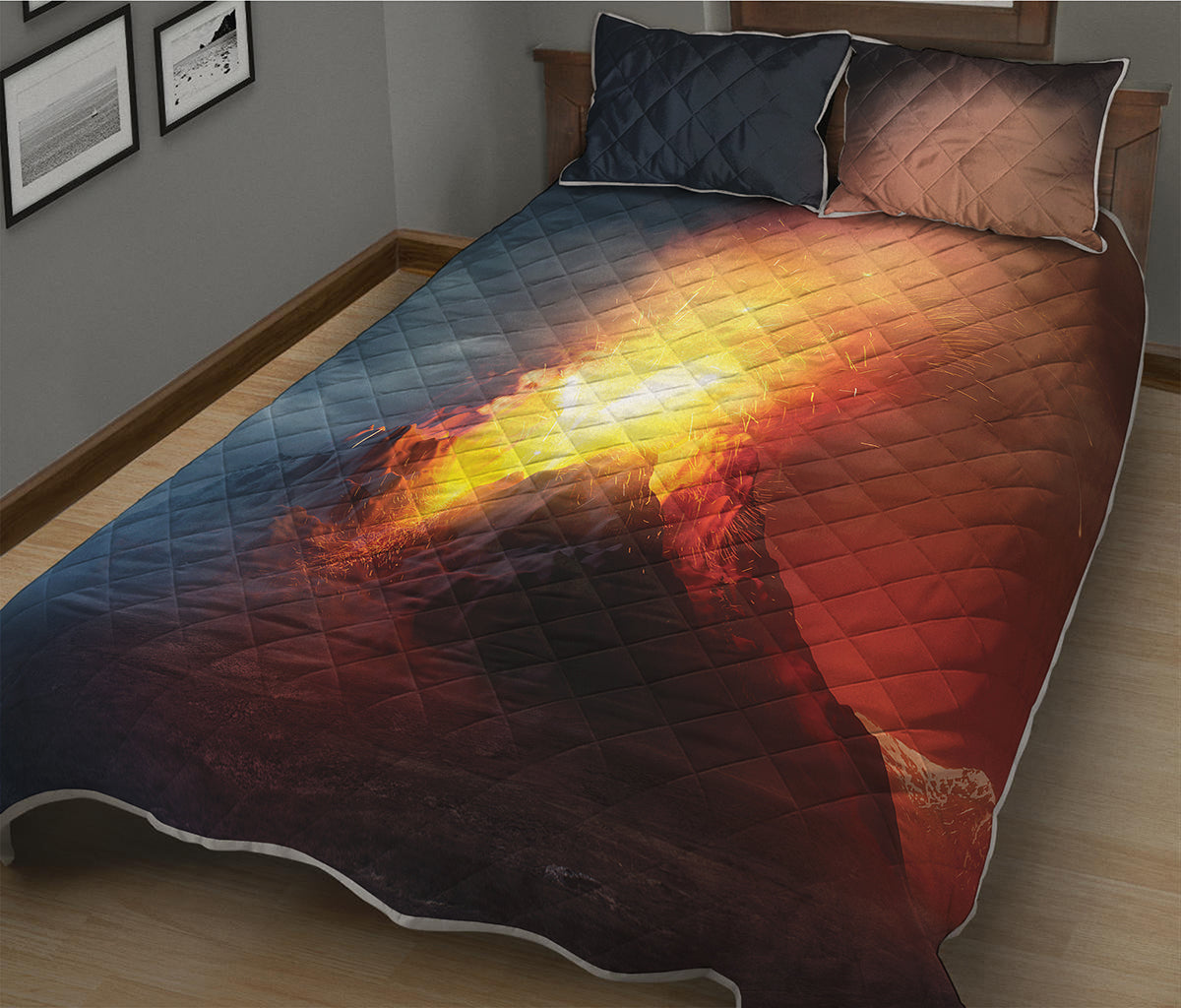 Volcano Eruption Print Quilt Bed Set