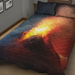 Volcano Eruption Print Quilt Bed Set
