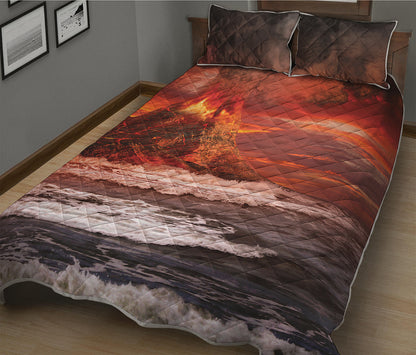 Volcano On The Sea Print Quilt Bed Set