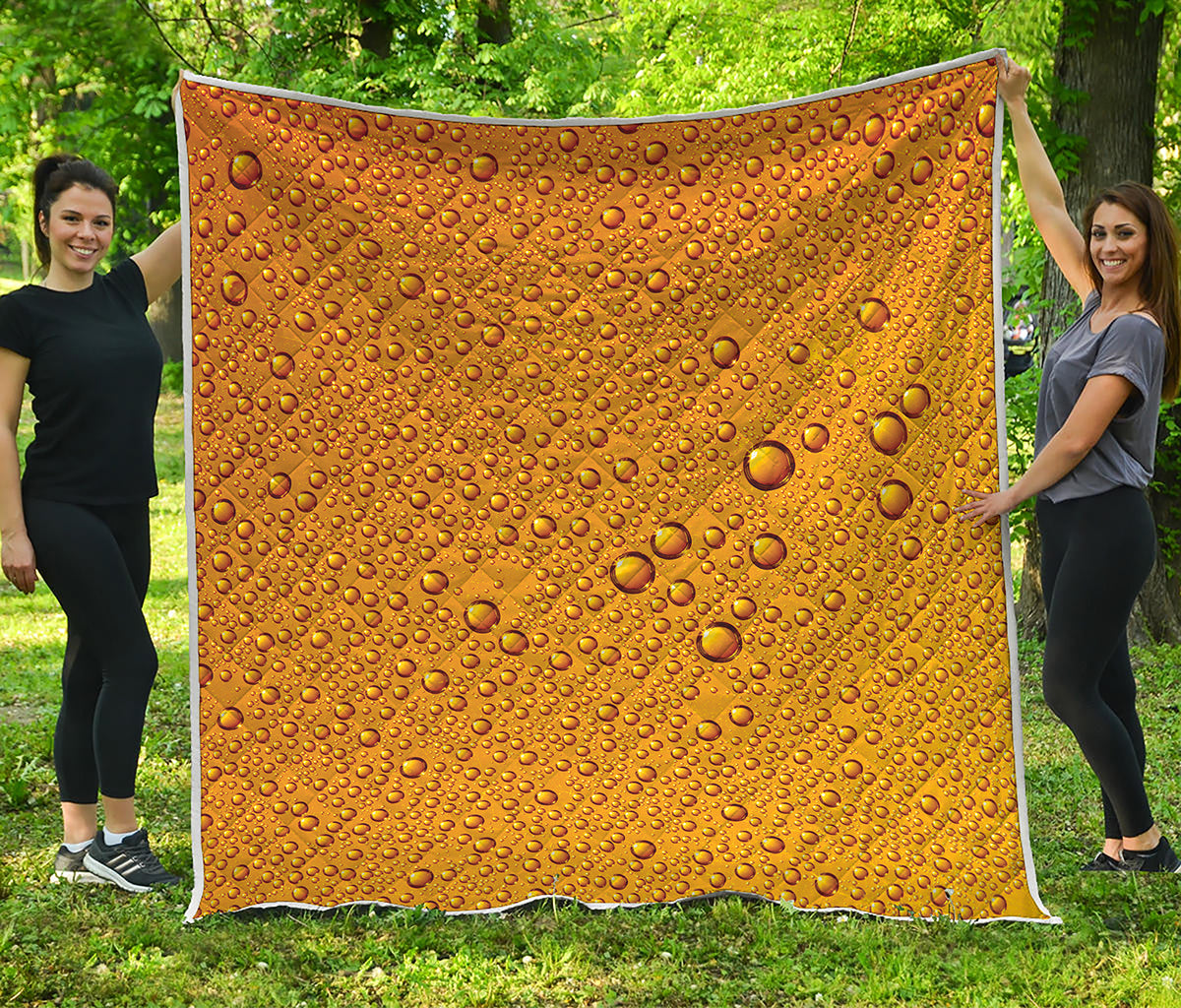 Water Drops On Beer Print Quilt
