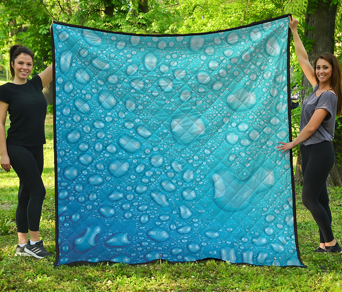 Water Drops Print Quilt