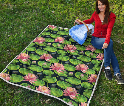 Water Lily Flower Pattern Print Quilt