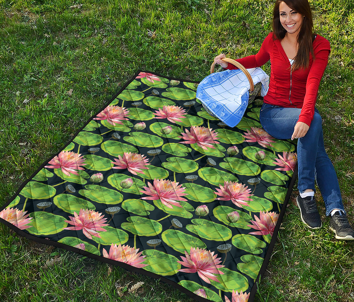 Water Lily Flower Pattern Print Quilt