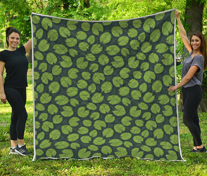 Water Lily Pads Pattern Print Quilt