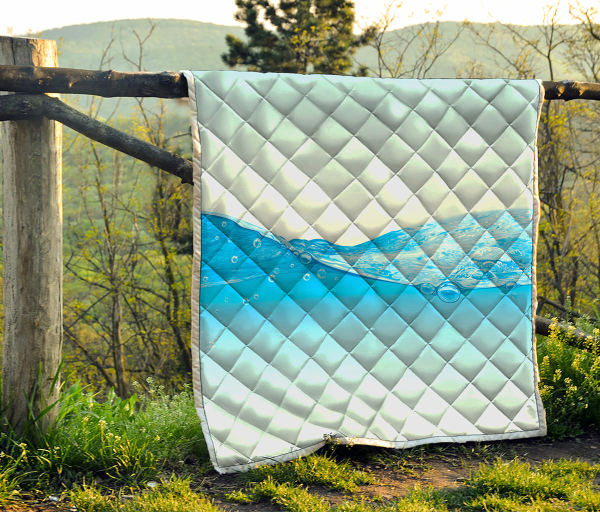 Water Wave Print Quilt