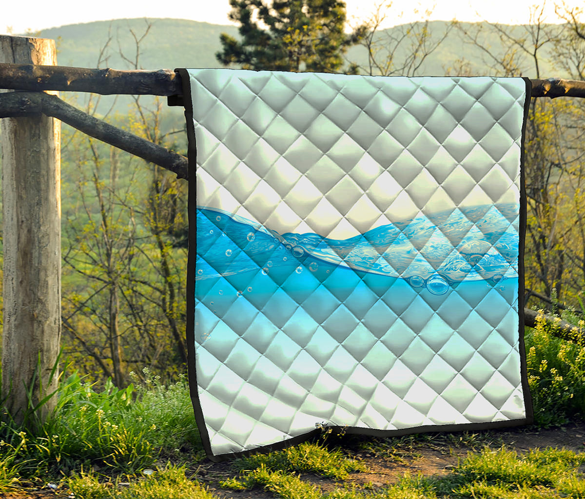 Water Wave Print Quilt