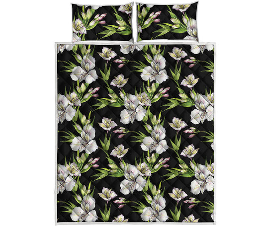 Watercolor Alstroemeria Pattern Print Quilt Bed Set