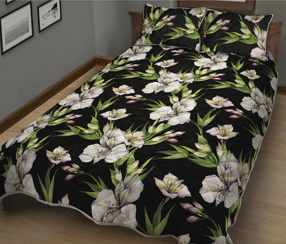 Watercolor Alstroemeria Pattern Print Quilt Bed Set