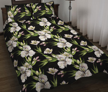 Watercolor Alstroemeria Pattern Print Quilt Bed Set