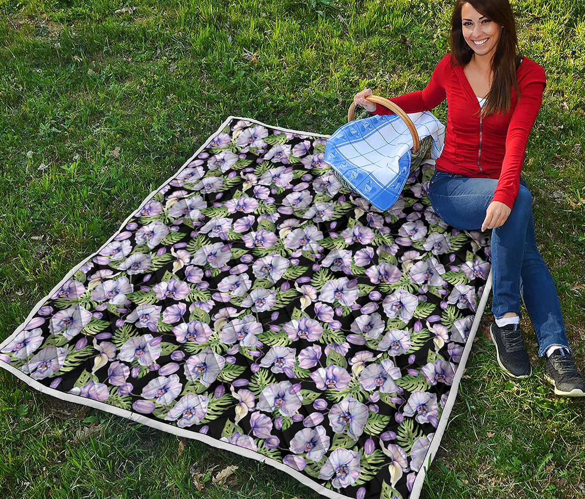 Watercolor Cattleya Pattern Print Quilt