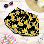 Watercolor Daffodil Flower Pattern Print Women's Shorts