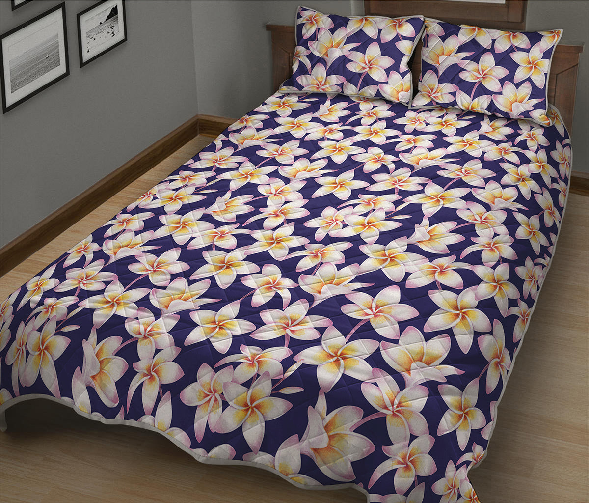 Watercolor Frangipani Flower Print Quilt Bed Set