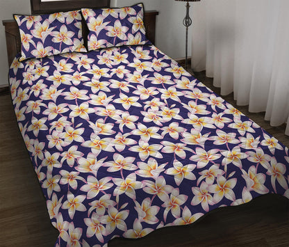 Watercolor Frangipani Flower Print Quilt Bed Set